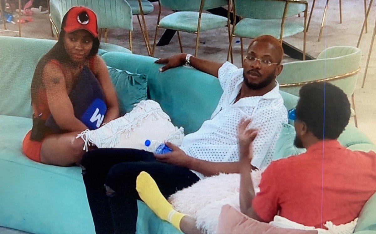crossdabossike's tweet image. Our beloved Cross looks charming while engaging in delightful conversations with Mercy and Sholzy. 😊😊

#bbnaija #BBNaijaAllStars #CrossOkonkwo