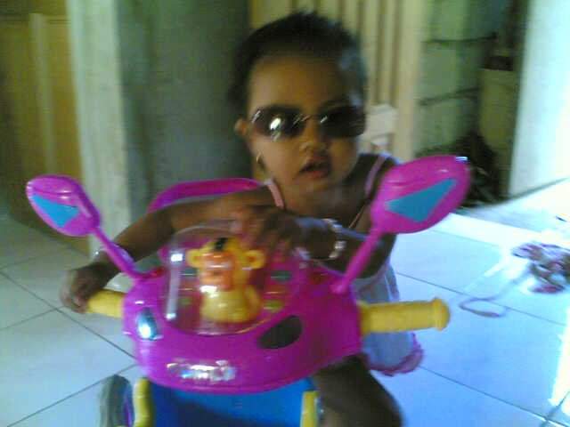 ali_vakla's tweet photo. Bumebengkeng since birth. Anyways, interact with me,my lovely moots;> https://t.co/Ct0YzAYQ44