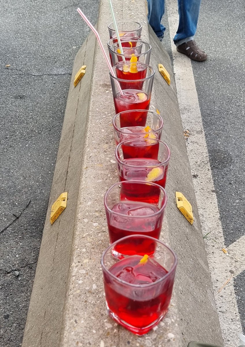 Poveretto's tweet image. Man gönnt sich ja sonst nichts.
#Boulevardier #RBLVfB @RWS_Berkheim