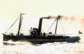Austropatagonia's tweet photo. Un día como hoy en 1916, zarpa la "Yelcho" desde Punta Arenas. Misión?..rescatar a los náufragos del "Endurance" en la Isla Elefante, Antártica. Gran gesta heroica de Piloto Pardo y sus hombres...!!! @JorgeFlies @udemagallanes @Armada_Chile @DGTM_Chile @MetArmada_Mag @Meteoclick https://t.co/pwB0OeU8FD