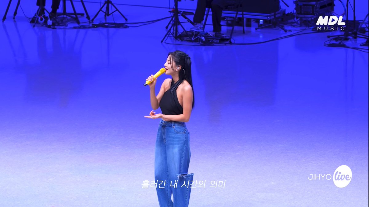 _twice_forever_'s tweet photo. #itsLive_event_JIHYO
지효의 노래를 안무가 아닌 보컬에 집중하게 해줘서 너무 좋았습니다🥰🥰 무대 멋지게 리드하는 지효 최고였어요💓💓 영상 정말 잘 봤구 지효뿐만 아니라 밴드분들도 너무 멋졌습니다!!😄😄😄 최애 장면은 들으면서도 울컥했던 room의 하이라이트 부분입니다.🥹🥹 https://t.co/Mi5yUCzvUk