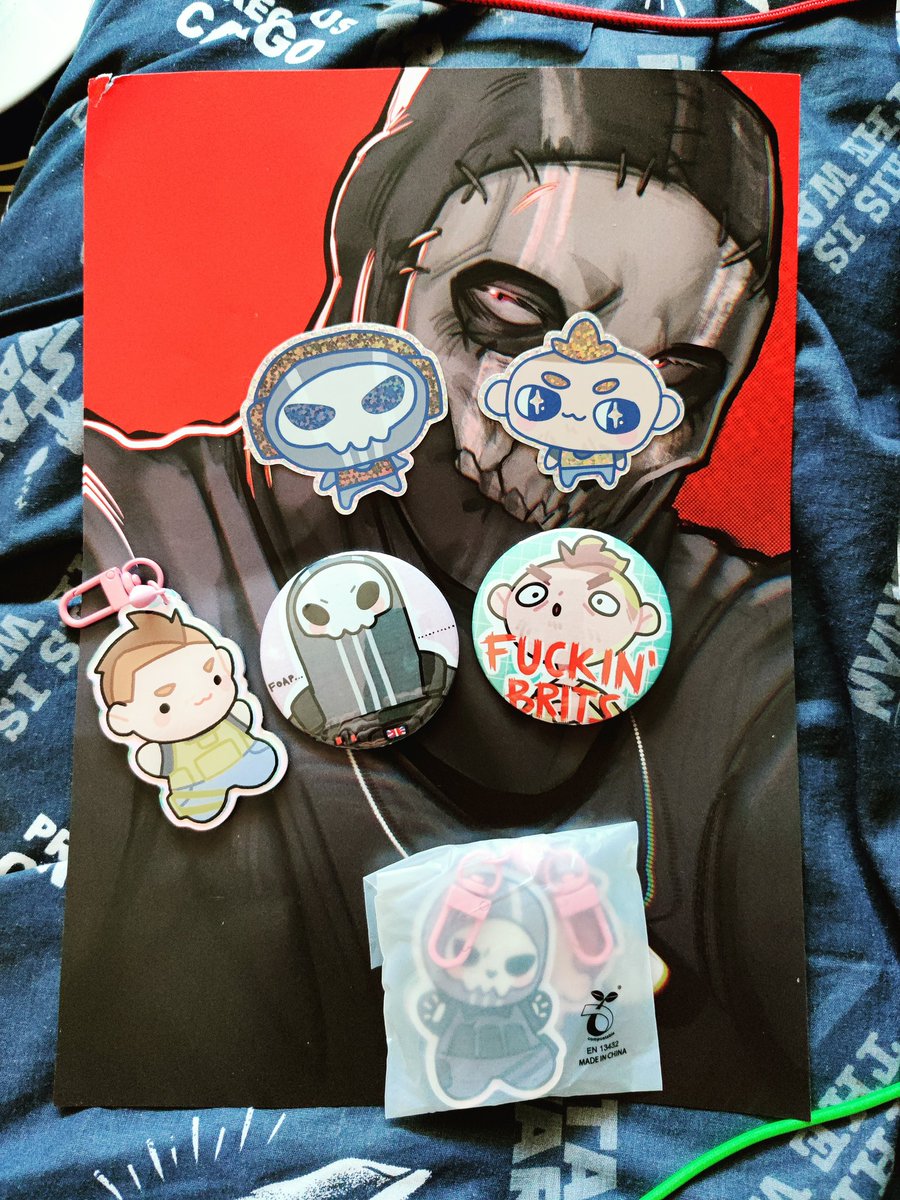 kwehzalcoatl_'s tweet photo. โ
I never posted my haul from DCC summer. I got these cute as heck stickers and the ghost soap keychains are magnetically combined with a heart. I'll post the video in the comments ! #GhostSoap #mwghost #soapmactavish
โ https://t.co/AydC8zcS41
