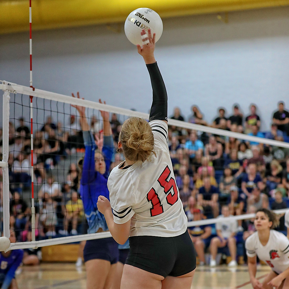 Chapter_NEXT's tweet photo. Season opener  for Shadow Mountain hosting district rival Paradise Valley last night in  front of packed gym. Trojans start the season with a road win. https://t.co/6GwUdmEuEx
