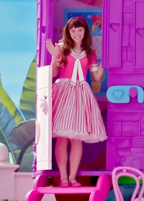cariolisima's tweet photo. #EricaFord ha sido elegida para la segunda temporada de #HOUSEOFTHEDRAGON' en un papel no confirmado.  Anteriormente apareció en 'Barbie' (2023) como Skipper. https://t.co/DdIaepbGPw