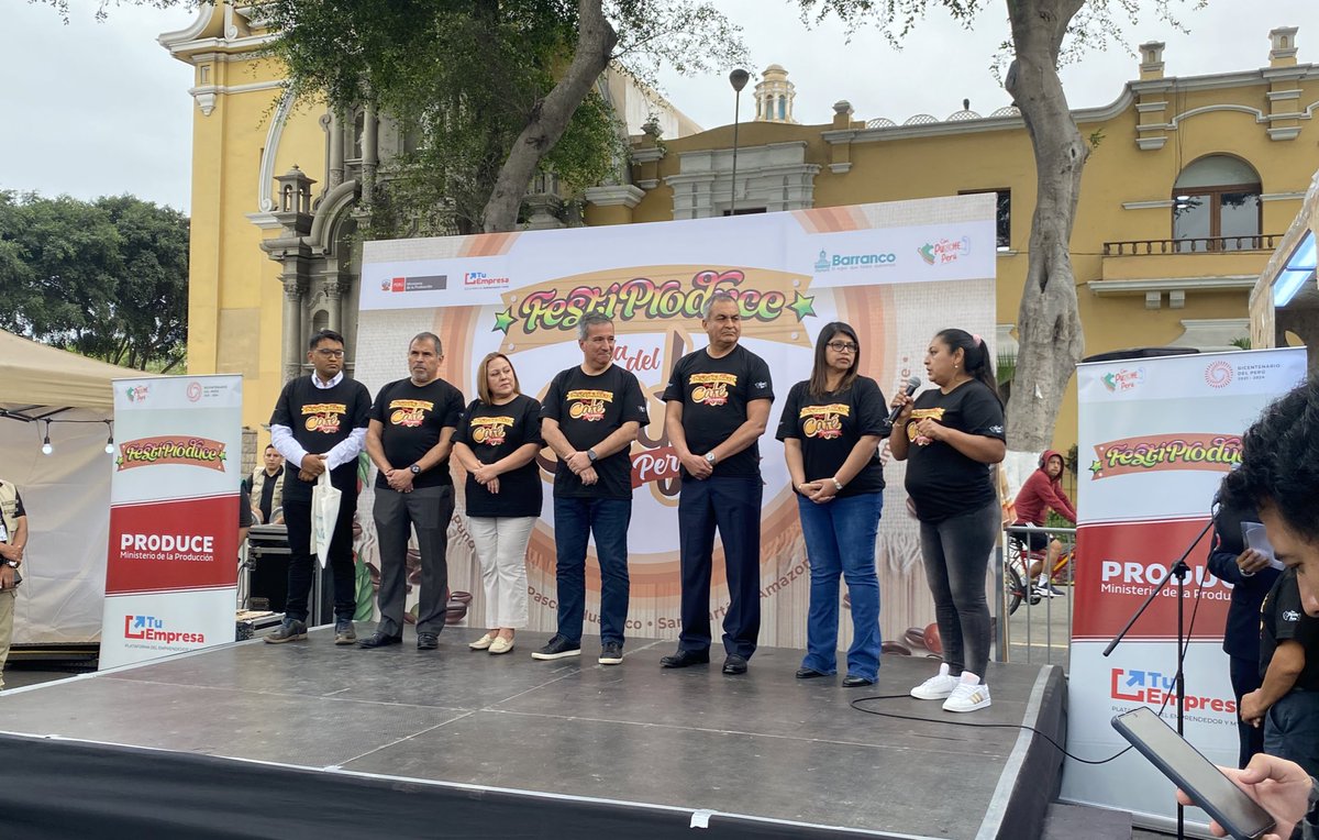 inacalperu's tweet photo. Con el objetivo de la reactivación económica de los productores de café, el @MINPRODUCCION da inicio al #FestiProduce para celebrar el #DíadelCaféPeruano, donde podrás encontrar la mejor #calidad de esta bebida bandera. 🇵🇪 https://t.co/R3m253wlcg