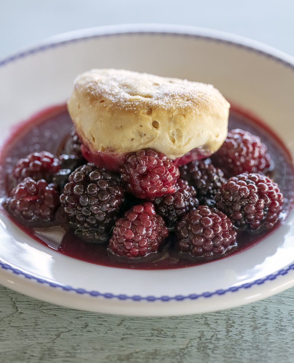 JackieAlpers's tweet image. Thank you, Wide Open Country for sharing the #recipe for Maggie Dutton&apos;s Old-Fashioned Blackberry and Buttermilk Cobbler from The Unofficial Yellowstone Cookbook: Recipes Inspired by the Dutton Family Ranch. 
wideopencountry.com/the-unofficial…

#yellowstonecookbook #yellowstonetv