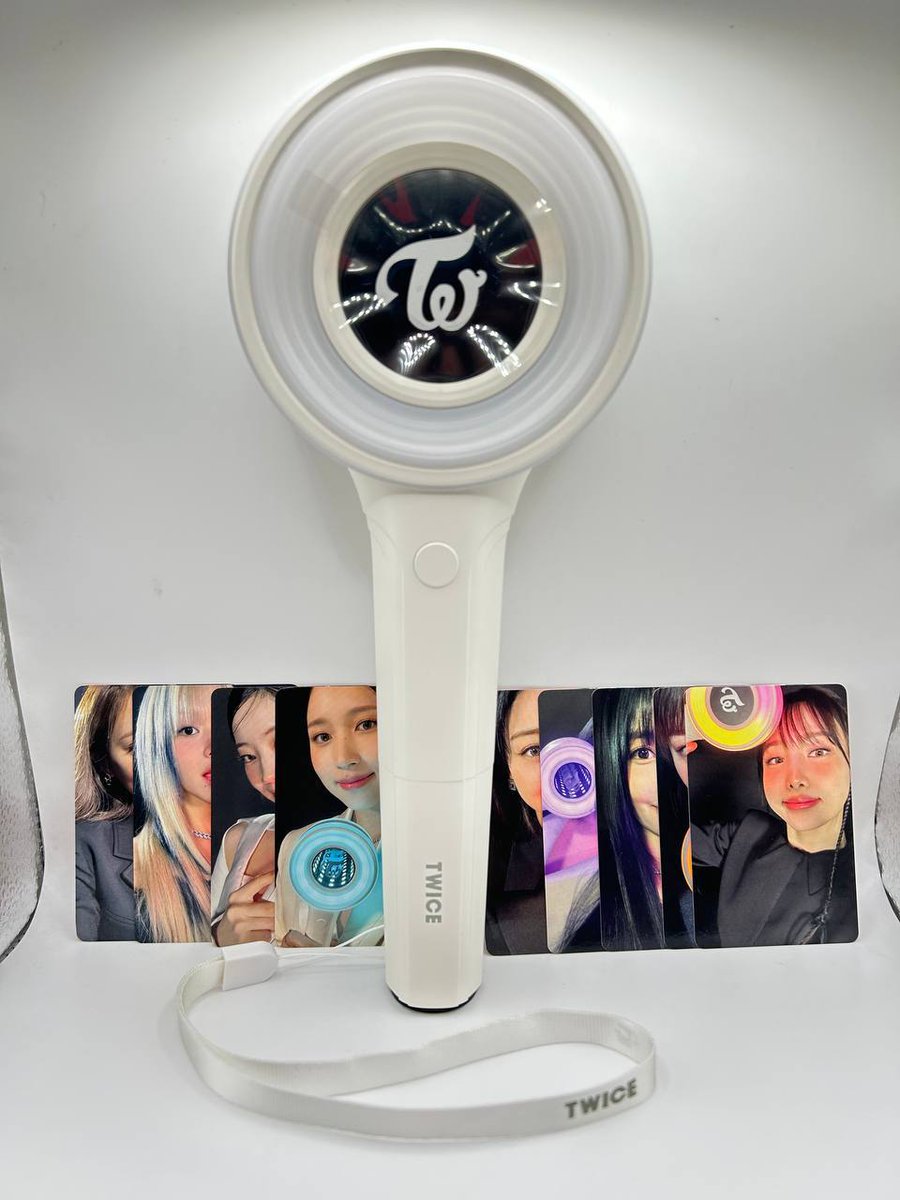 ChingusPh's tweet photo. #ChingusPHOnhand 

[ PH WTS / LFB / ONHAND ]    

✨ [SEALED] TWICE Official Lightstick Ver 3 ∞ &amp; POB set ✨

⤑ Lightstick w/ Withmuu POB Set  
⤑ Shopee: ₱3060, https://t.co/2Phna75TX4
⤑ Tiktok: ₱2900, https://t.co/x4V7dbt5qz

🏷️: candybong infinity LS twice ready to be https://t.co/uOVfMSzud2