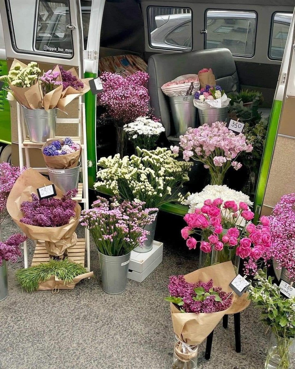 let's go flower shopping <3
