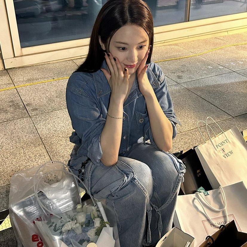 gyuri pics! tweet media