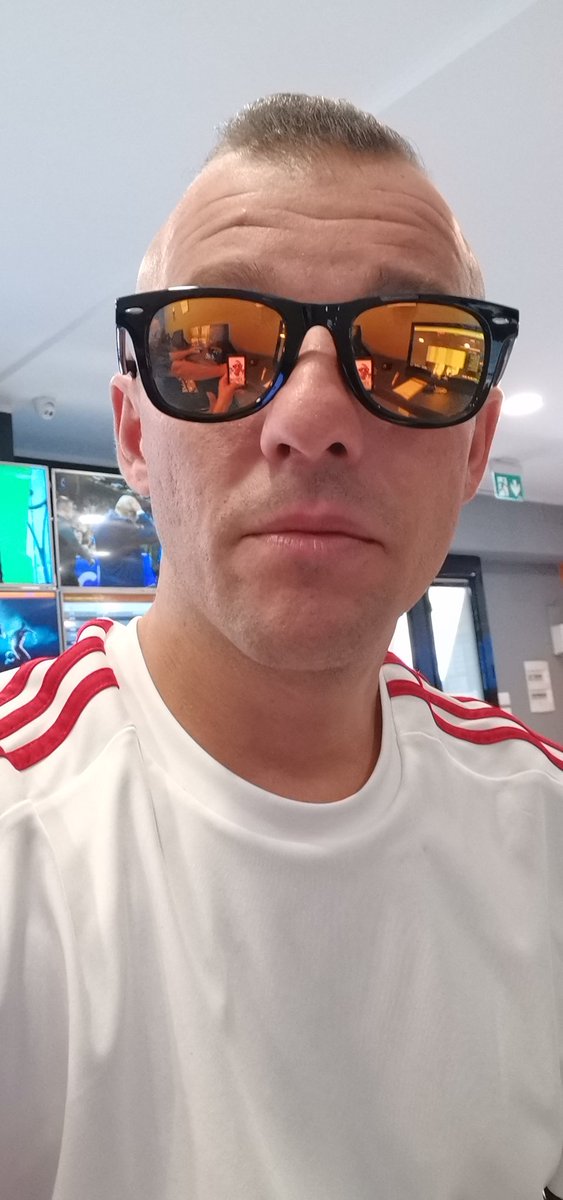 2Vito83's tweet photo. Buona giornata a tutti!! E Forza Juventus 😜👍😉 https://t.co/jiZXlQqqdT