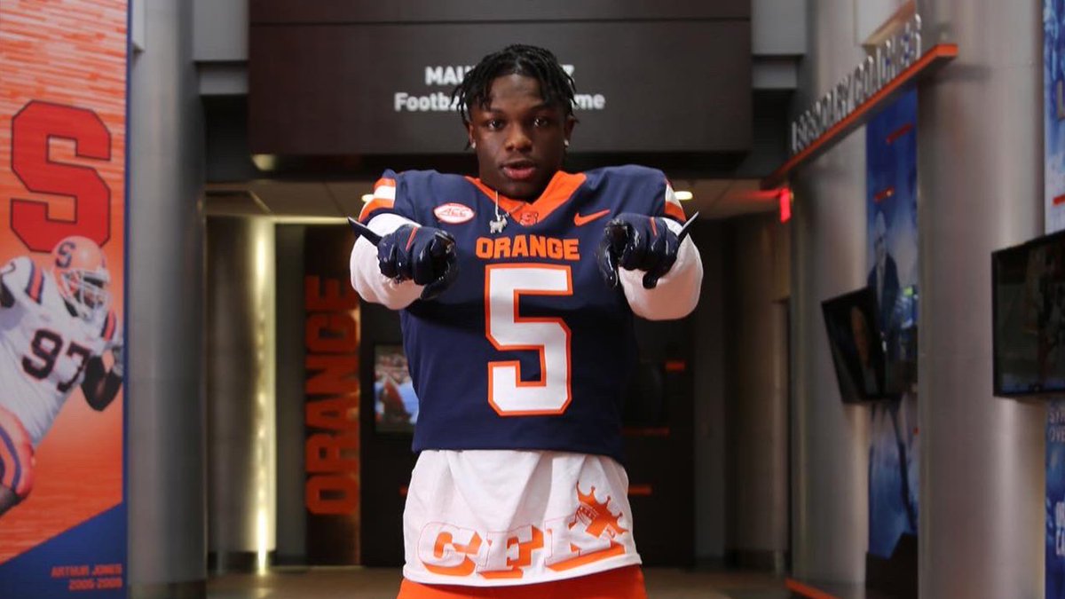 2025 ATH Jovan Clark (@__JC23) details his interest in Syracuse. “I really love it and my family does too. It's a great program. Good system they run, I think I would fit right in.' STORY: 247sports.com/college/syracu…