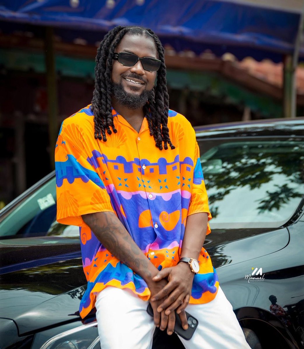 BongoIdeas_'s tweet photo. Samini is the only artist who unselfishly paved way for Stonebwoy, Kofi Kinaata, Kaakie, Mugeez, Deon Boakye &amp; still stayed relevant. Top guy! https://t.co/UPKthRFc13
