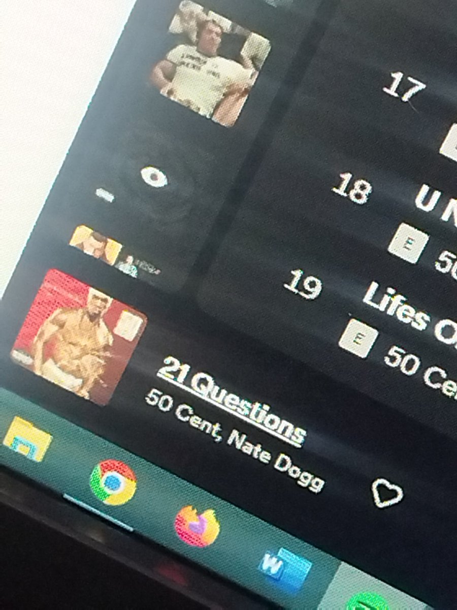 papi recién me entero que 50 cent le copió una canción a myke towers mucho pato 😂😂