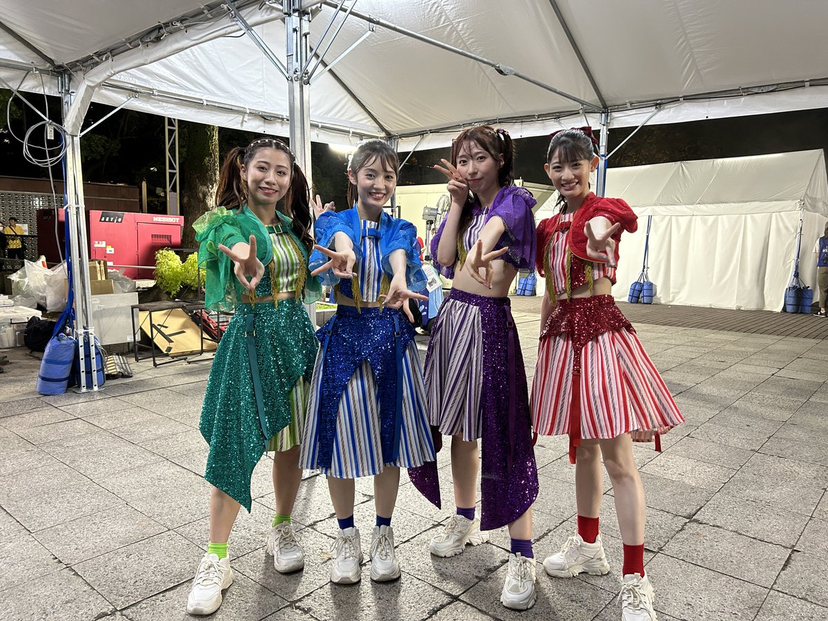 shachi_staff's tweet photo. ＼ 明日8/26（土）の朝は #24時間テレビ 🌏 ／

⏰10:00〜10:30頃
中京テレビ「24時間テレビ スペシャルLIVE」
愛知・ささしまパークステージに
TEAM SHACHI出演いたします🙌
https://t.co/p28ERrFaLL

そのあとは💡
大分・城島高原で #アンスク 前夜祭に出演���
https://t.co/QxcOYelYR2 https://t.co/i9crI5269b