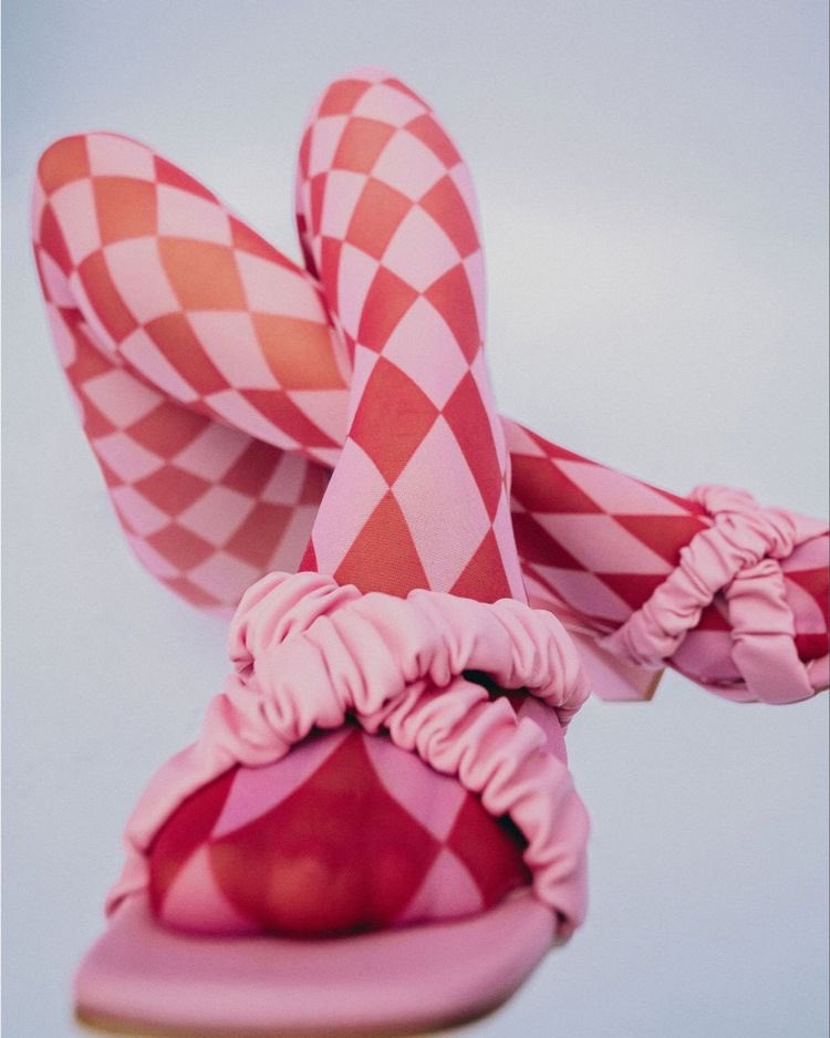 rubybox_beauty's tweet image. It’s giving Friday vibes 🤩 Have a lovely weekend rubies!💞💖💗 

#rubies #rubybox #happyfriday #happysocks #goodvibes #riseup