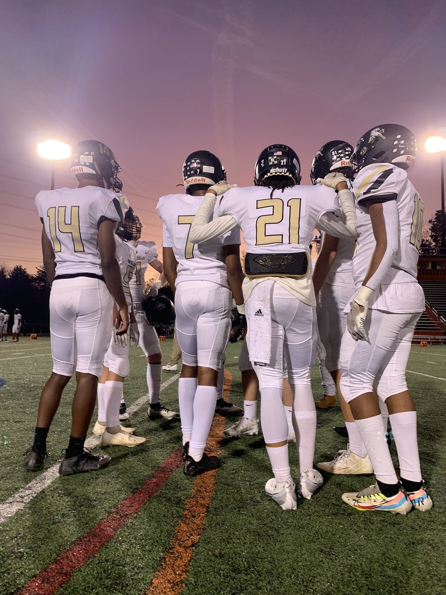 DrhonJackson5's tweet photo. Finally game day🏈! Let’s ride🐎@MHSMustangfball vs William Monroe today at 7. #ProtectTheStable #StangGang https://t.co/TU2PF2o786
