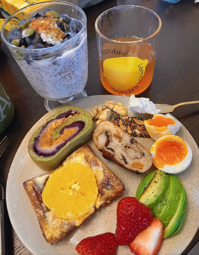 When we enjoy a delicious breakfast every day, please don't waste food and don't forget those who are hungry