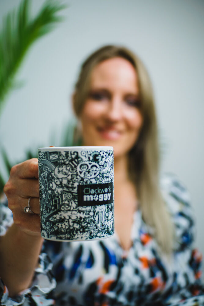 Here's to the Bank Holiday weekend.

And if you can get some time off and go and enjoy yourselves....do that! ✌️