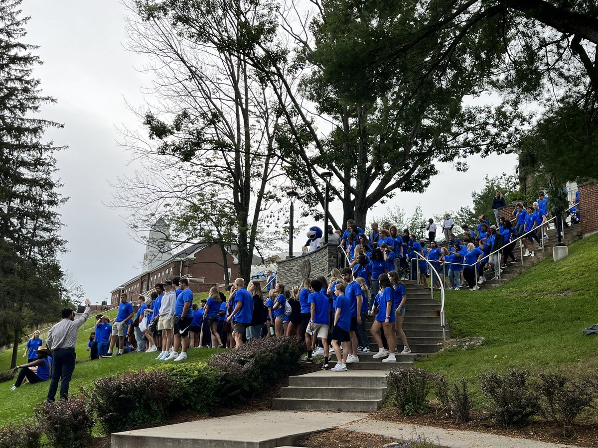 Donovanea07's tweet photo. Fun time for @HartwickCollege Wick Week! https://t.co/FnfgsAFsuH