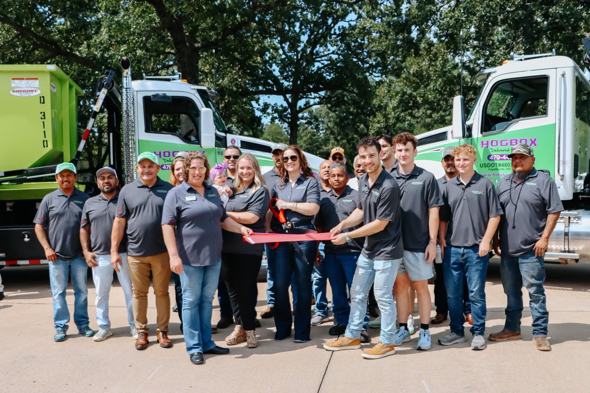 chamberfay's tweet photo. Congratulations to HOGBOX for the launch of their roll-off division!

HOGBOX has been serving NWA and the River Valley for over 20 years offering ground-level and dock-height storage options. They are here to assist with all your dumpster, storage container, and trailer needs. https://t.co/n6LXWGxKjS