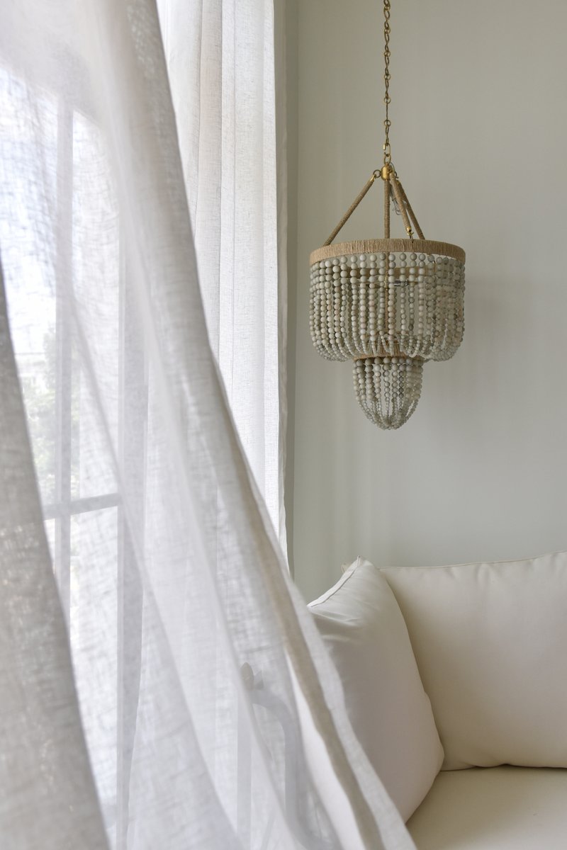 roshambeaux_'s tweet photo. Calling all designers: Today is the last day to save an additional 20% off our Beaded Chandelier Collection with your verified trade account ✨

#linkinbio to shop with checkout code SUMMERSALE

 #roshambeaux #rsblove #lighting #beadedchandeliers #chandelier #customlighting #lig https://t.co/ZQg2VA3lS0