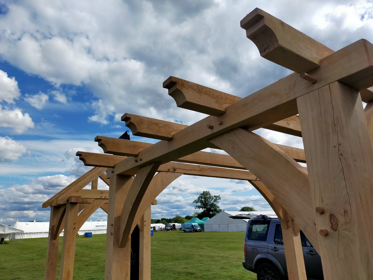 CrownOakBuildin's tweet photo. Come down and see us at the Edenbridge & Oxted show this year
Come and get a brochure with our price list, discuss your projects with us. Have a look at the stunning oak frames on display. These oak frames will be for sale at a discounted rate
#Oakframes #edenbridgeandoxtedshow https://t.co/71bdTEh5E1
