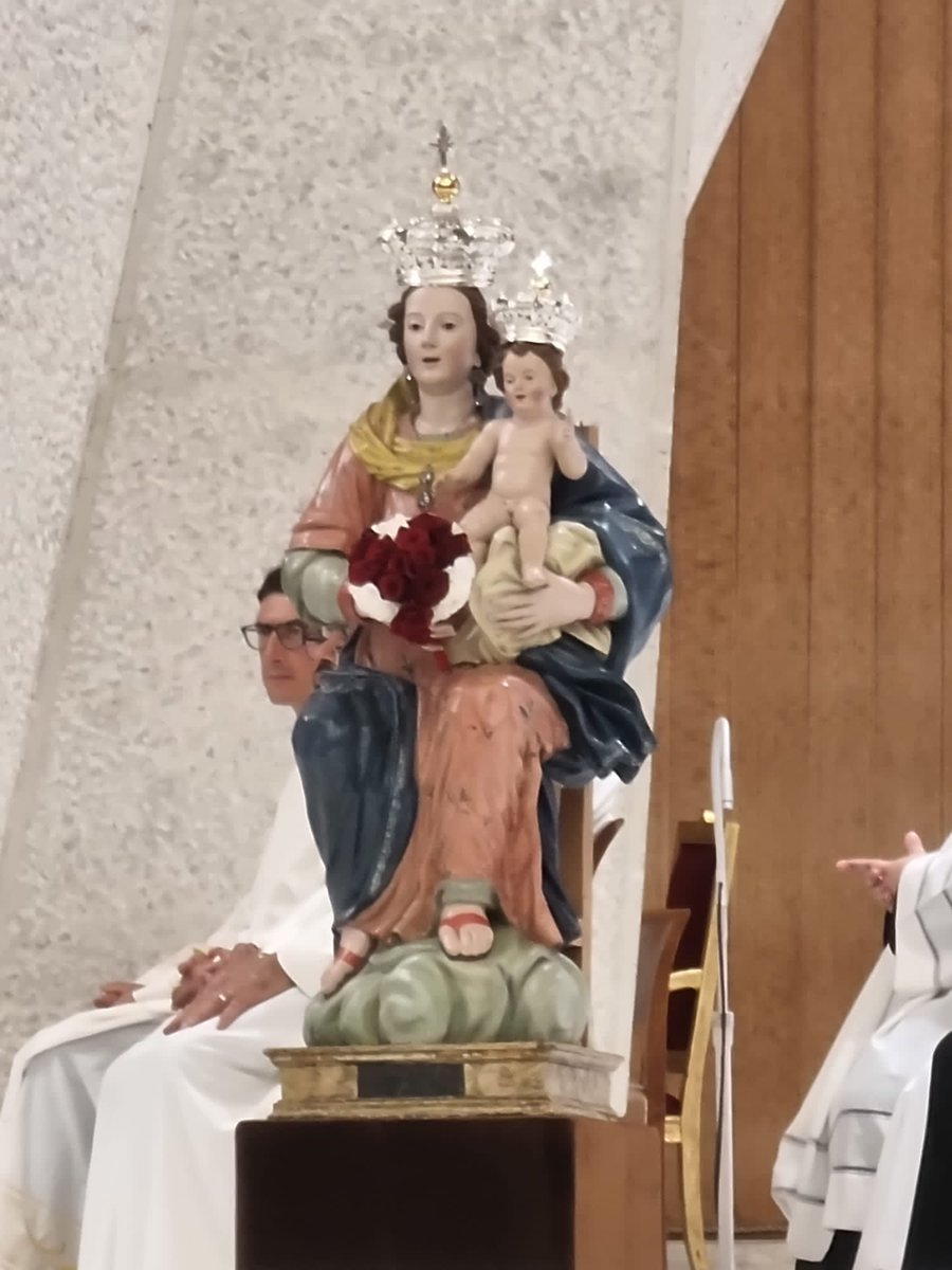 domedil78's tweet photo. Udienza speciale del Santo Padre Papa Francesco in occasione del centenario delle Suore Discepole di Gesù Eucaristico in ricordo di Mons. Raffaello Delle Nocche Roma 25 Agosto 2023
#PapaFrancisco #suorediscepoledigesueucaristico #basilicata #chiesalucana #tricarico https://t.co/UlIlUji1Kc