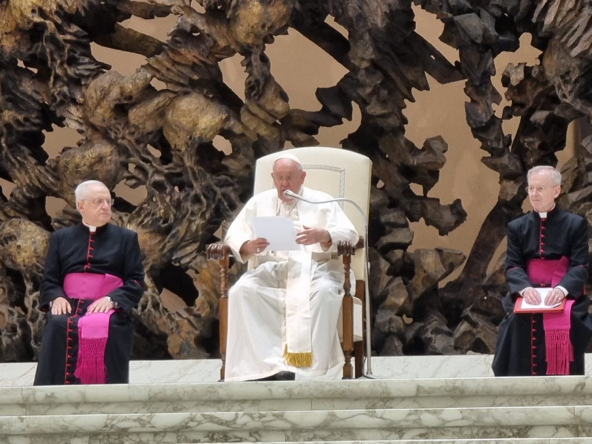 domedil78's tweet photo. Udienza speciale del Santo Padre Papa Francesco in occasione del centenario delle Suore Discepole di Gesù Eucaristico in ricordo di Mons. Raffaello Delle Nocche Roma 25 Agosto 2023
#PapaFrancisco #suorediscepoledigesueucaristico #basilicata #chiesalucana #tricarico https://t.co/UlIlUji1Kc