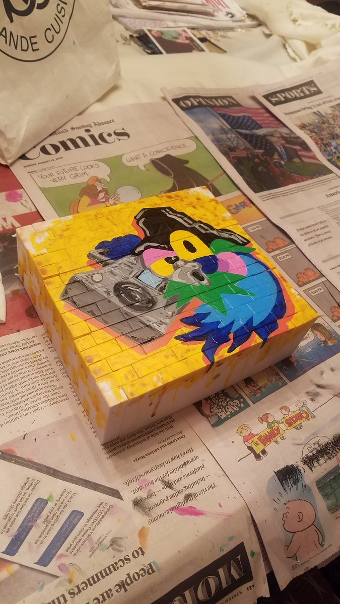 NaitoOru's tweet photo. working on some pieces for upcoming art shows...busy busy...progress...progress.
#workinprogress #vinyladdict #blockbusterz https://t.co/t0Ik0OrdgL