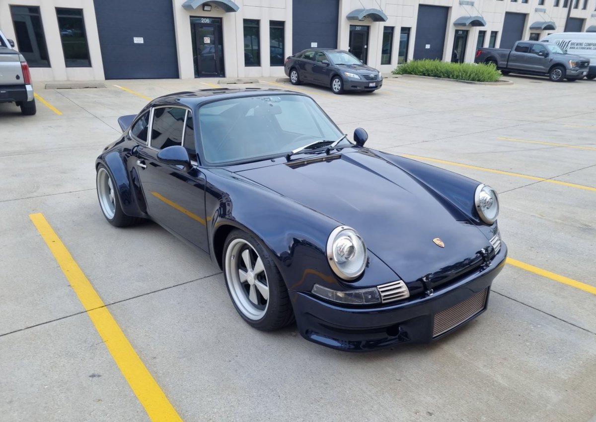 KaunasVeneto's tweet photo. Let's meet @Checkeditoutchicago - a Saturday event that will blow Your mind with a list of cars You don't see every day! 

Morgan &amp; Fulton Market 

Have a preview of one of their masterpiece - the 1989 Porsche Carrera 911 restored and looked after by @olsenmotorsport . https://t.co/9fIrWEmR19