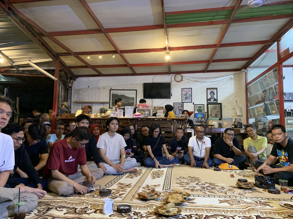 Anas Urbaningrum tweet media