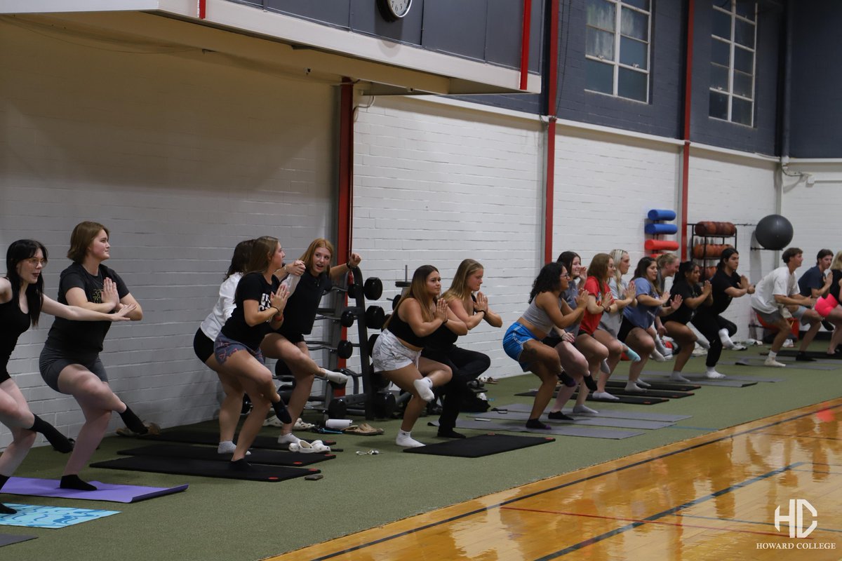 HC_BigSpring's tweet photo. Incredible turn out for Yoga Night at the fitness center on Wednesday! Mind and body in sync. Let the stress of the first week of school just melt away.🧘‍♀️🔆🤸‍♂️
#Yoganight #Healthyhawks #Howardbigspring https://t.co/ecWhG0tjrV