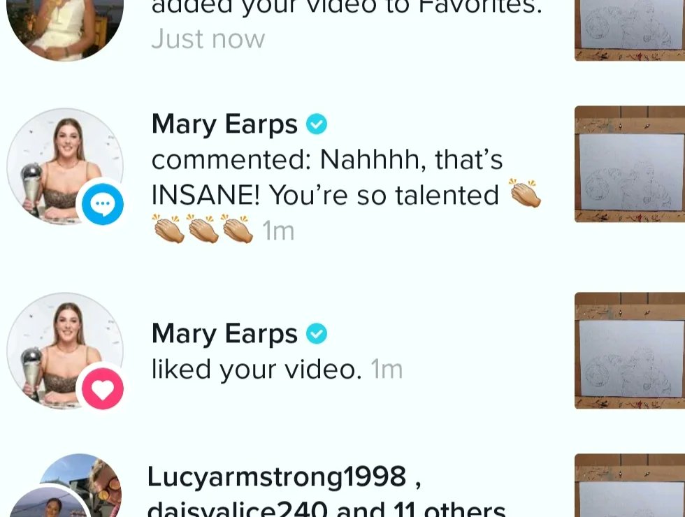 Close ups of my latest painting of Mary Earps. 
I always have a little project on the go over the summer holidays to keep me busy, and this year, I was inspired by the Women's World Cup. 

Even Mary approves 👌 🥰

#painting <a href="/Lionesses/">Lionesses</a> <a href="/leicslive/">LeicestershireLive</a>