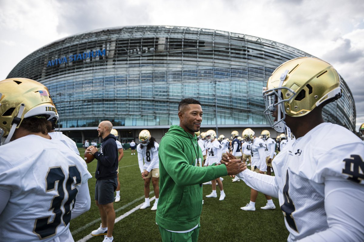 NDFootball's tweet photo. Dialed in

#GoIrish☘️ https://t.co/jjPAbU4gXK
