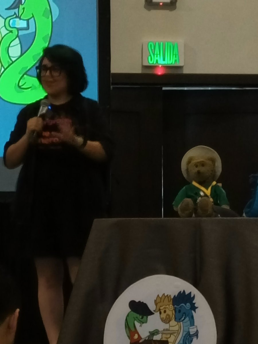 soldavidcloud's tweet image. Primera conferencia de la #pyconlatam2023 con @karobotco y Oso.