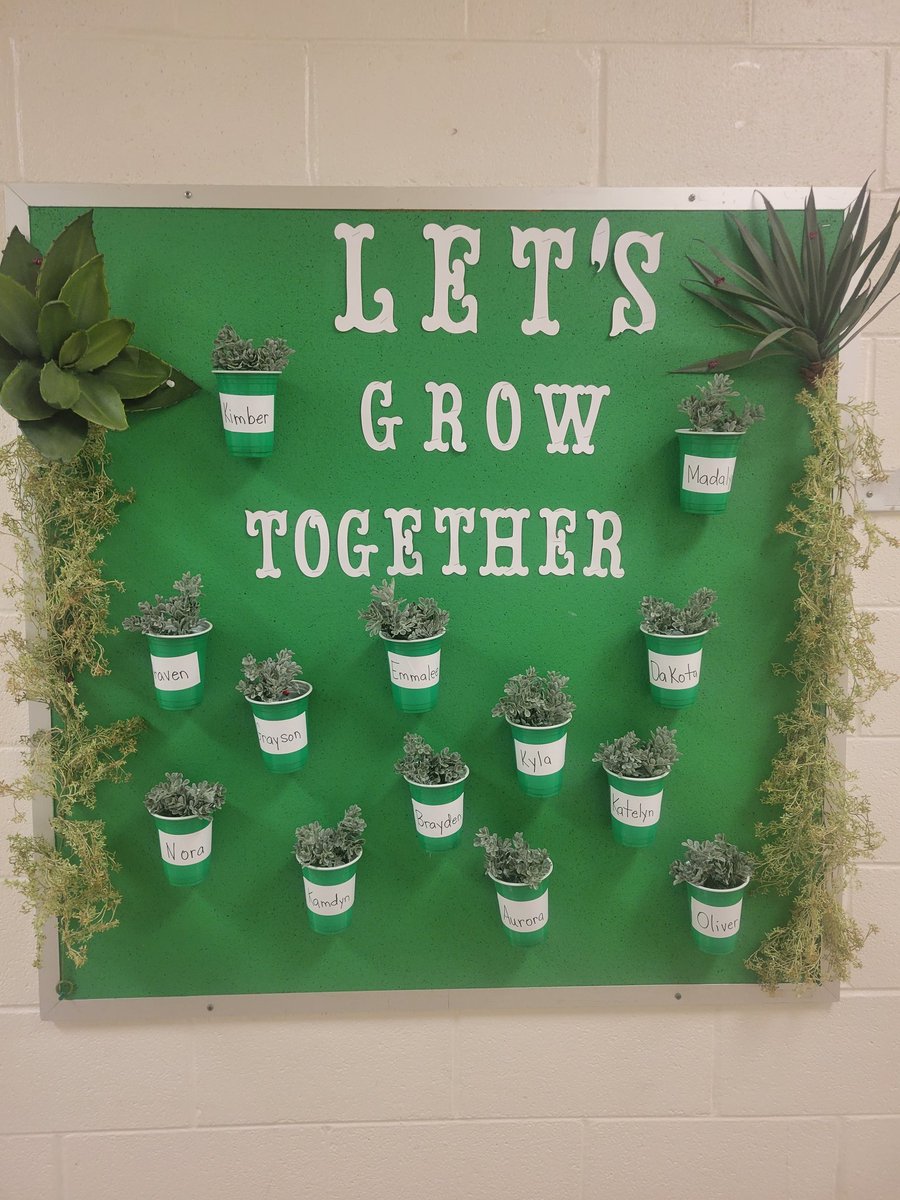 CarrieNorris76's tweet photo. Kiddos arrive on Monday and schools are ready! The amount of hard work to create welcoming environments is simply awesome. 👍💗 @TransylvaniaSch #TCSTogether https://t.co/dRU2Jk4YWs