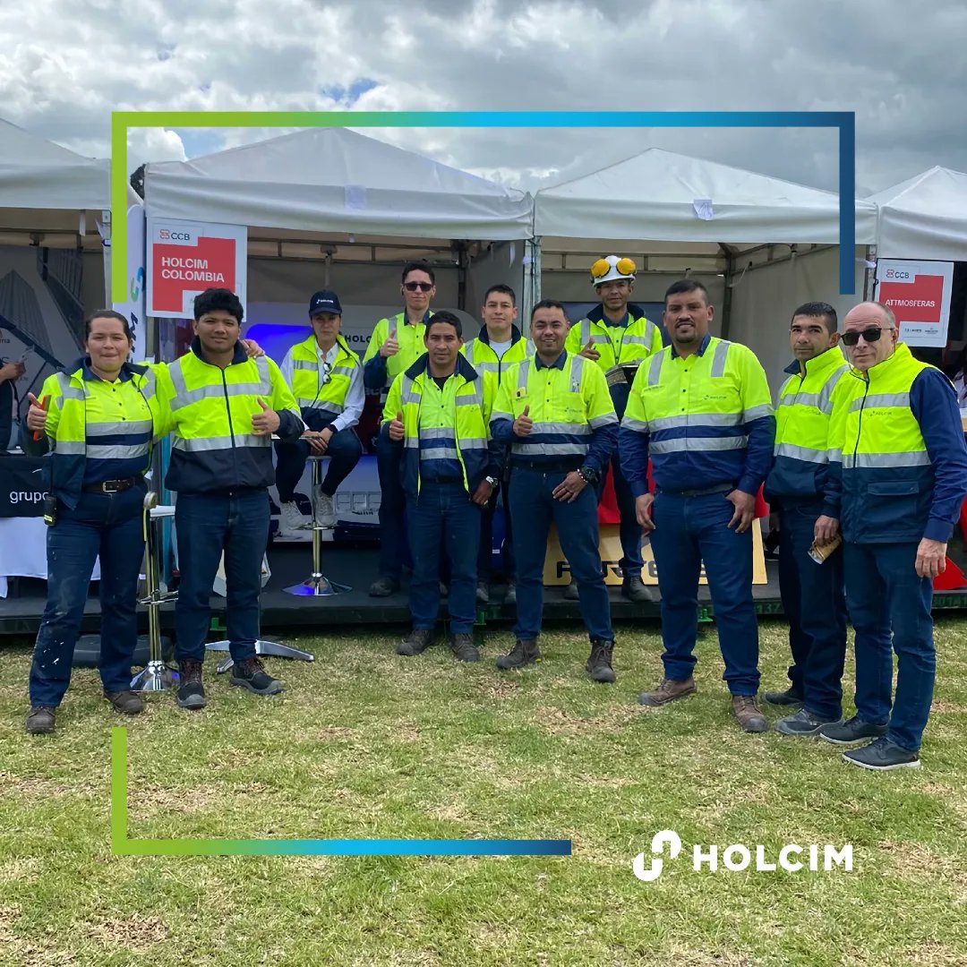 HOLCIMColombia1's tweet image. Holcim presente en la ‘Primera Feria Industrial de la Sabana Norte’, organizada por @camaracomerbog, en la que compartimos una muestra del portafolio elaborado en nuestra #PlantaTecnologíasQuímicasTocancipá para la construcción. 

#ConstruyendoProgreso #innovación  #Tocancipá