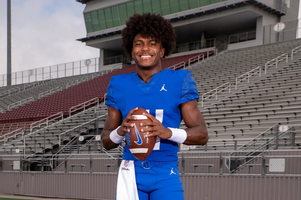 VYPE Houston (@vypehouston) on Twitter photo VYPE HOU Private School 🏈 Preseason Offensive Player of the Year Fan Poll Presented By <a href="/FreddysUSA/">Freddy's Frozen Custard & Steakburgers</a>! Voting open until Friday, Sept. 1st 11:59 pm
Nominees
<a href="/KarsonGordon24/">Karson Gordon⭐️2024</a>
<a href="/BenzWarren76/">Bennett Warren</a>
<a href="/JohannCardena13/">Johann Cardenas</a>
<a href="/jdcrisp_sports/">JD Crisp</a>
<a href="/NathanA1372/">Nathan Alvarez</a>
<a href="/johnnn6_/">John kelly 25’</a>
VOTE:vype.com/Texas/Tx-Priva… VYPE HOU Private School 🏈 Preseason Offensive Player of the Year Fan Poll Presented By <a href="/FreddysUSA/">Freddy's Frozen Custard & Steakburgers</a>! Voting open until Friday, Sept. 1st 11:59 pm
Nominees
<a href="/KarsonGordon24/">Karson Gordon⭐️2024</a>
<a href="/BenzWarren76/">Bennett Warren</a>
<a href="/JohannCardena13/">Johann Cardenas</a>
<a href="/jdcrisp_sports/">JD Crisp</a>
<a href="/NathanA1372/">Nathan Alvarez</a>
<a href="/johnnn6_/">John kelly 25’</a>
VOTE:vype.com/Texas/Tx-Priva…