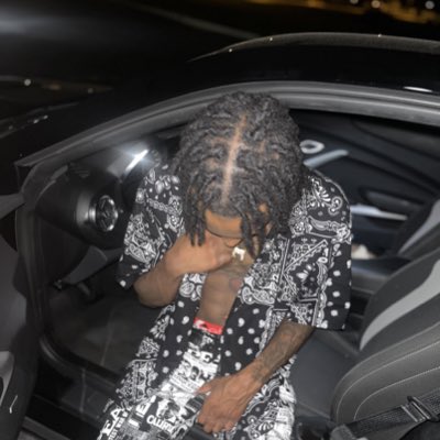 khracks's tweet photo. #NewProfilePic https://t.co/q2BO0ozVjI