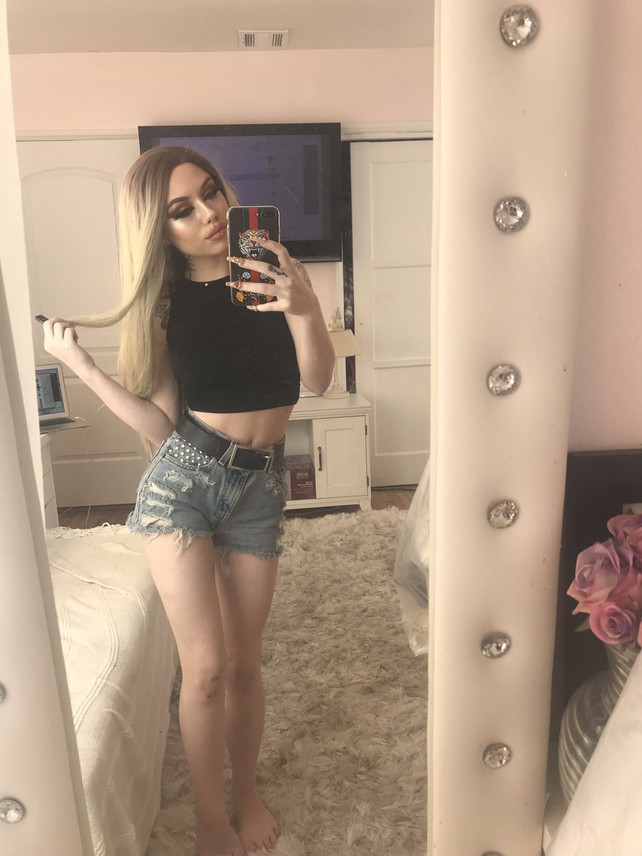 Eleckta_skye's tweet photo. Afternoon pigs, slaves, losers &amp; my beautiful Dom’s 🌞😈

Message me for Kik to set up a session-

findom femdom cashcow paypig walletdrain humanatm cuck sissy beta piggy humiliation sph blackmail degradation cbt joi cei whalesub https://t.co/XzjO5gOuq5