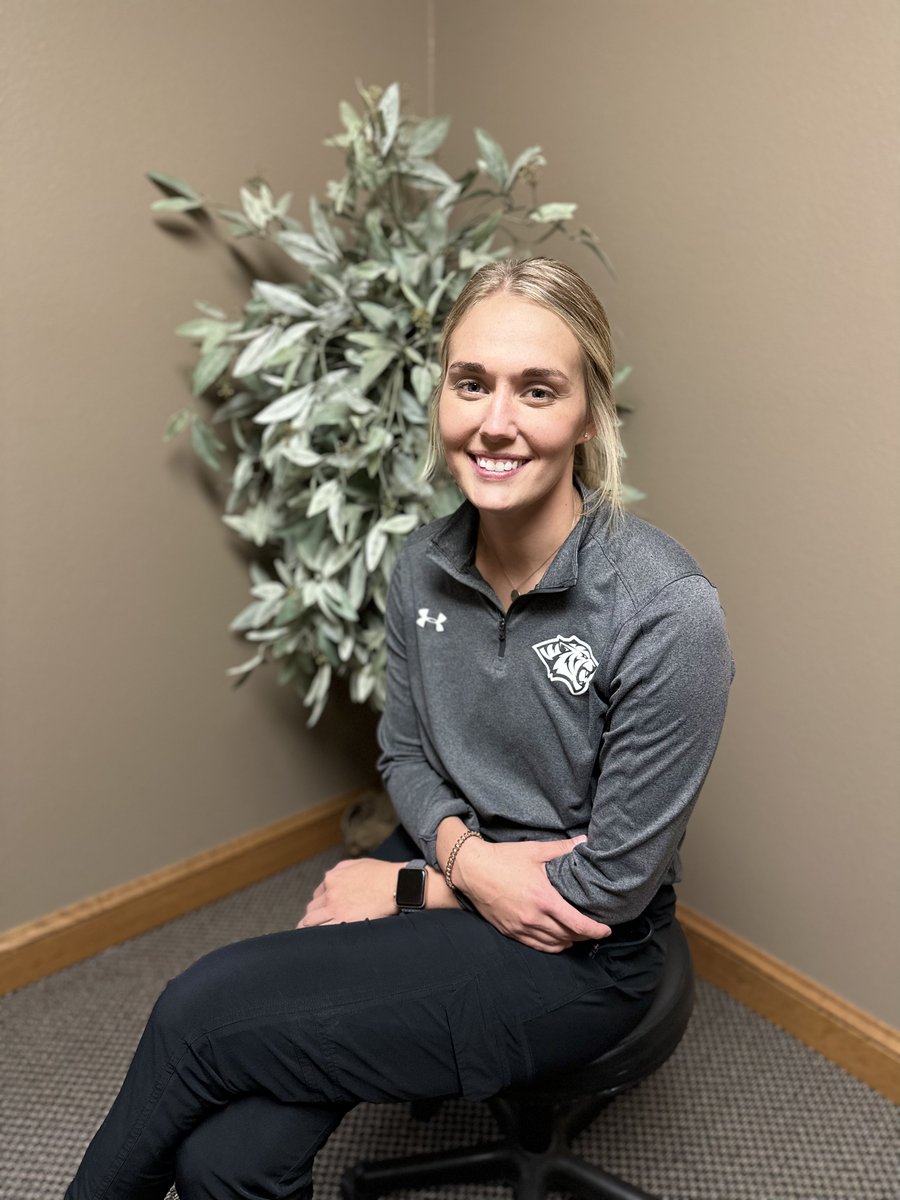 DakotaWesleyan's tweet photo. DWU alumnus Rylie Osthus ’19, will be presenting at this year's Opperman Lecture. Her presentation, "Lessons from a Championship Season," will take place during Blue &amp; White Days, Friday, Sept. 15 at 10 a.m. at the Tiger Café in the McGovern Library. #BWdays #BleedBlue https://t.co/BlDzLEmvKC