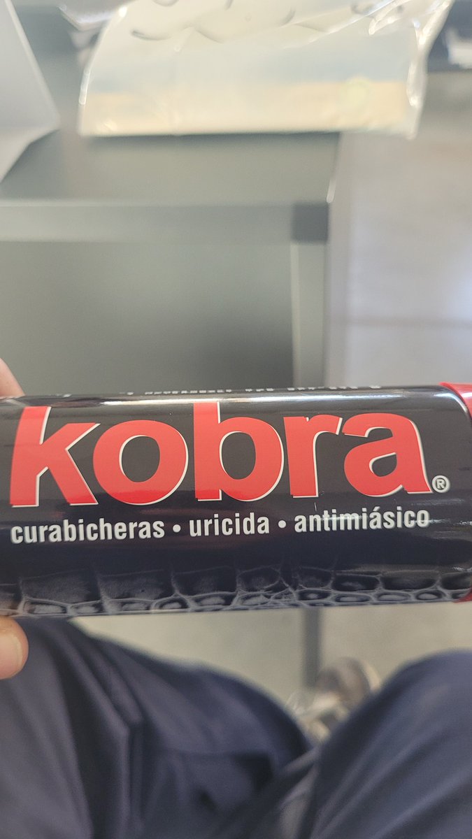 tomyg_7's tweet photo. Este sirve para curar a los Tucumanos? https://t.co/8ZYM2qoDwZ