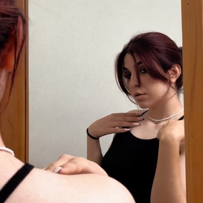 Azin🍒 tweet media