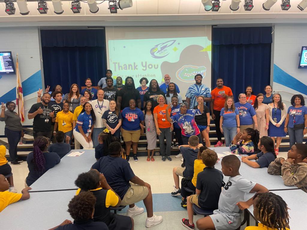 Beyond grateful for the opportunity today at Rawlings. Thank you for having me and my teammates today! #MakingADifference edfoundationac.org <a href="/Fl_Victorious/">Florida Victorious</a> , #FVFoundation