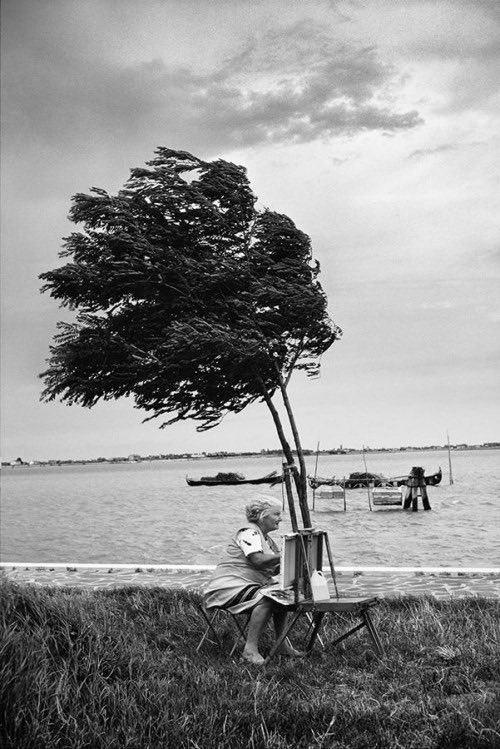 Italy (1977)
Photo by Jean Gaumy