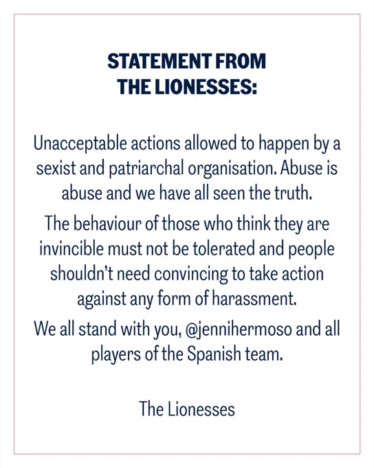 Erafutbolfem's tweet photo. 🚨 COMUNICADO de las #Lionesses:

✍️"Inaceptables acciones permitidas por una organización sexista y patriarcal. El abuso es abuso y todos hemos visto la verdad"

🗣️"El comportamiento de aquellos que piensan que son invencibles no debe ser tolerado y la gente no debe necesitar convencer para tomar medidas contra cualquier forma de acoso"