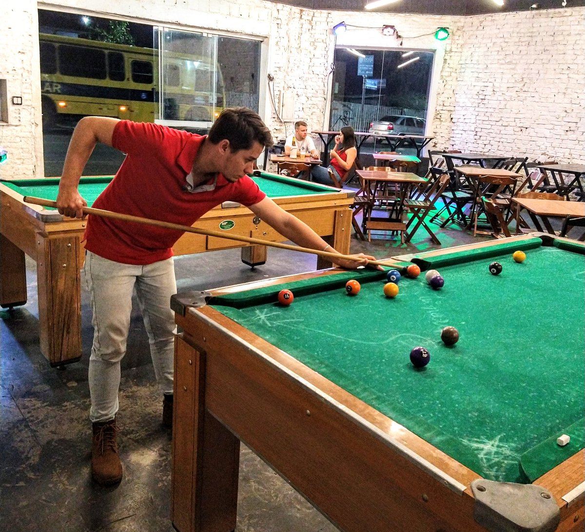 GugaRomario's tweet photo. Jogando aquele bilhar 🎱 https://t.co/Z9xa0GGA5l