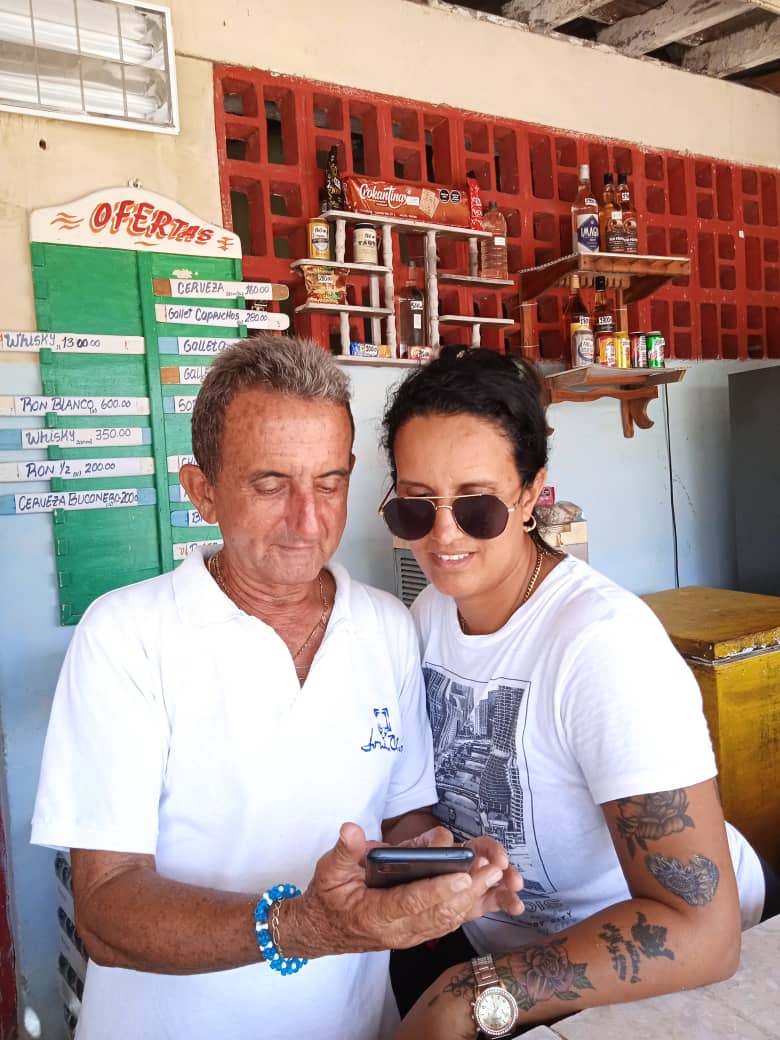 PdroJCPri's tweet photo. Campaña #JovenClubXCuba #JovenClubTeConecta @JosCarlosCruzS3 @YamileRamosCord @BlancoRdguez @jovenclubp https://t.co/K2xg5VhlYs