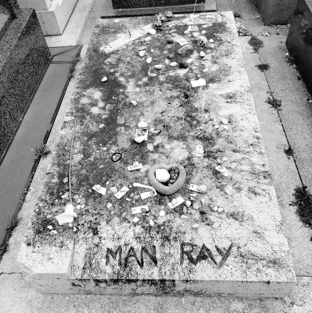 Fue Jean Cocteau el que llamó a Man Ray para tomar las fotos.