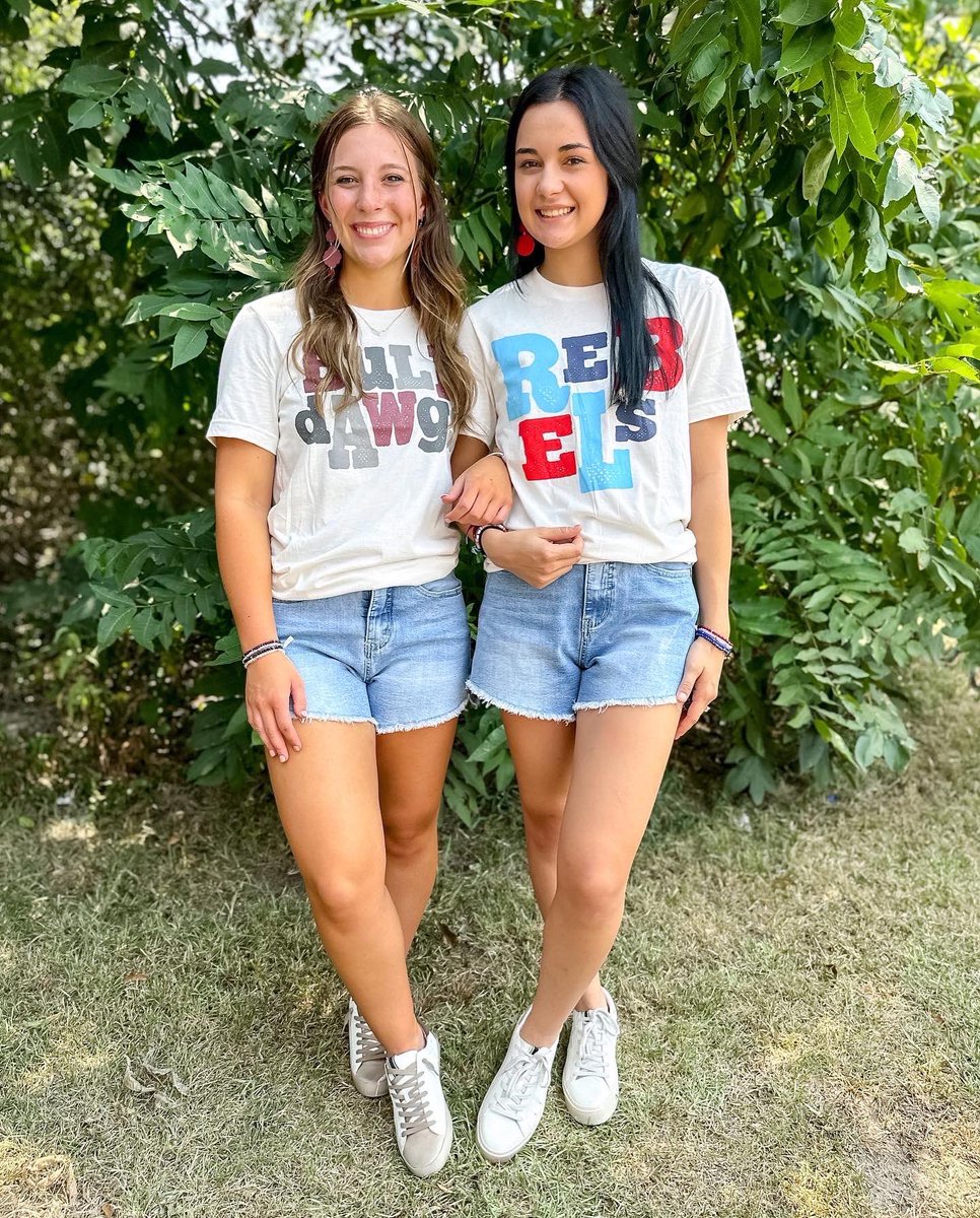 sullivansgifts's tweet photo. T minus 7 days til college football kickoff and as you can tell, we are super pumped! 🏈🏟️🐾❤️💙
#bulldawgs #rebels #msstate #olemiss #chesterdrawer #cutesttshirts #aspenceandco #shushop #shopsmall #shoplocal #shopsullivans #weship https://t.co/q9aLQlwVBm